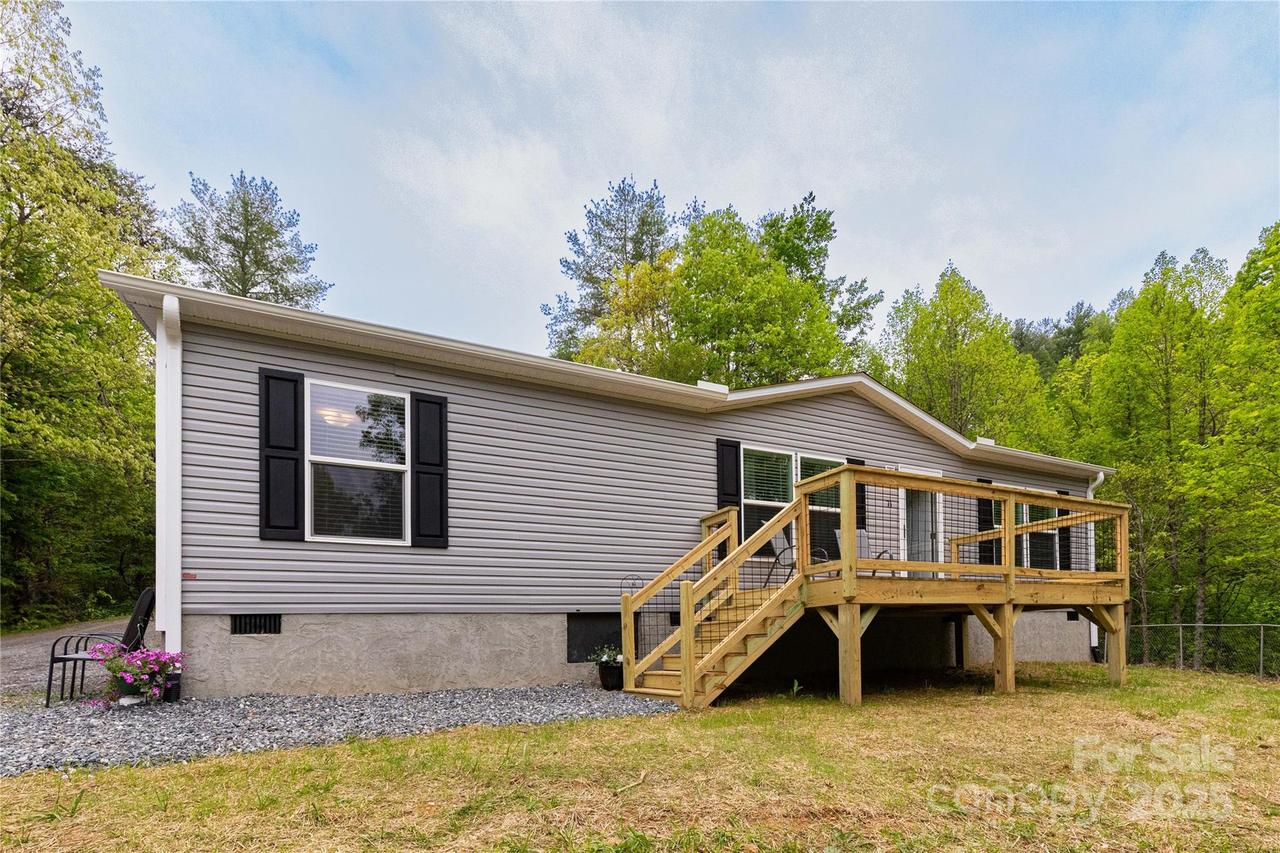 71 Austin Dr., Marshall, NC 28753