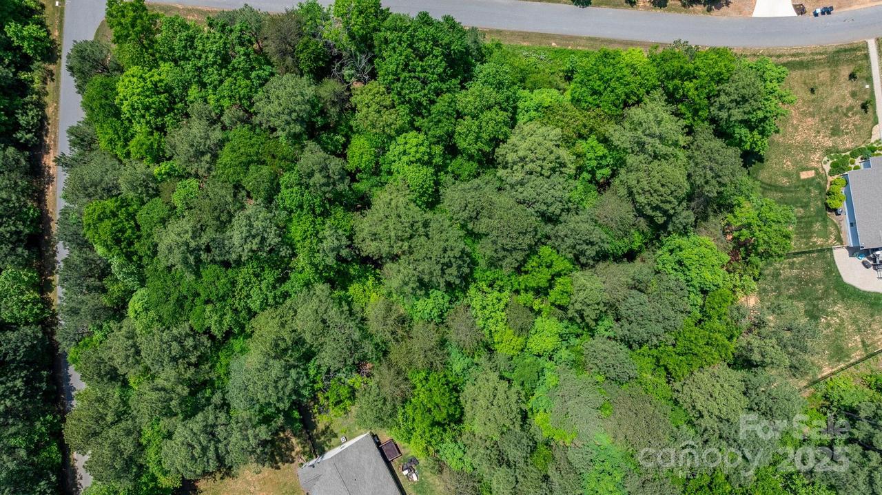 7996 Eric Crane Dr., Catawba, NC 28609