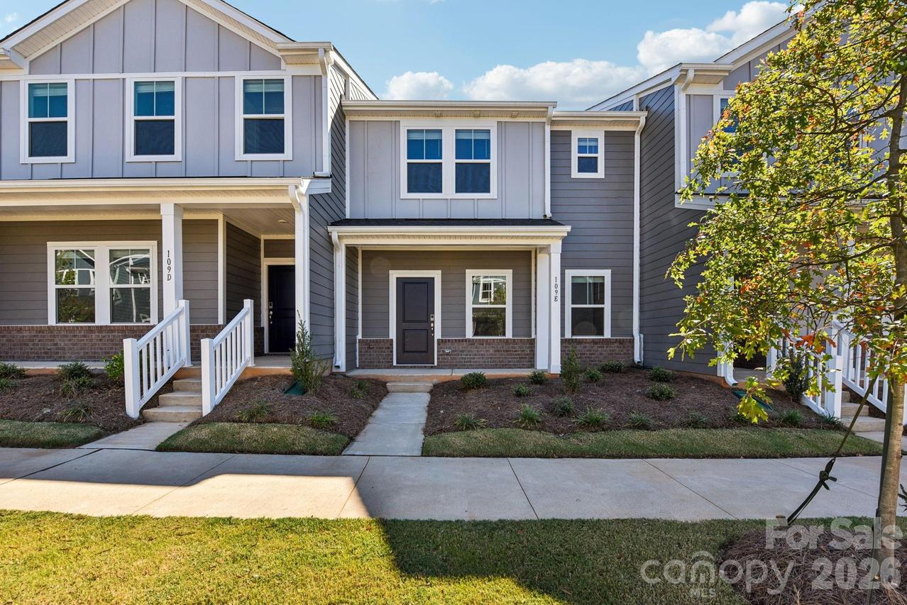 109 Ciara Pl. #E, Mooresville, NC 28117