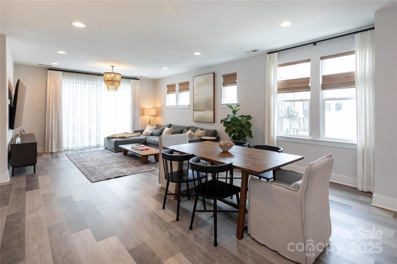 2254 Electric Ln., Charlotte, NC 28205