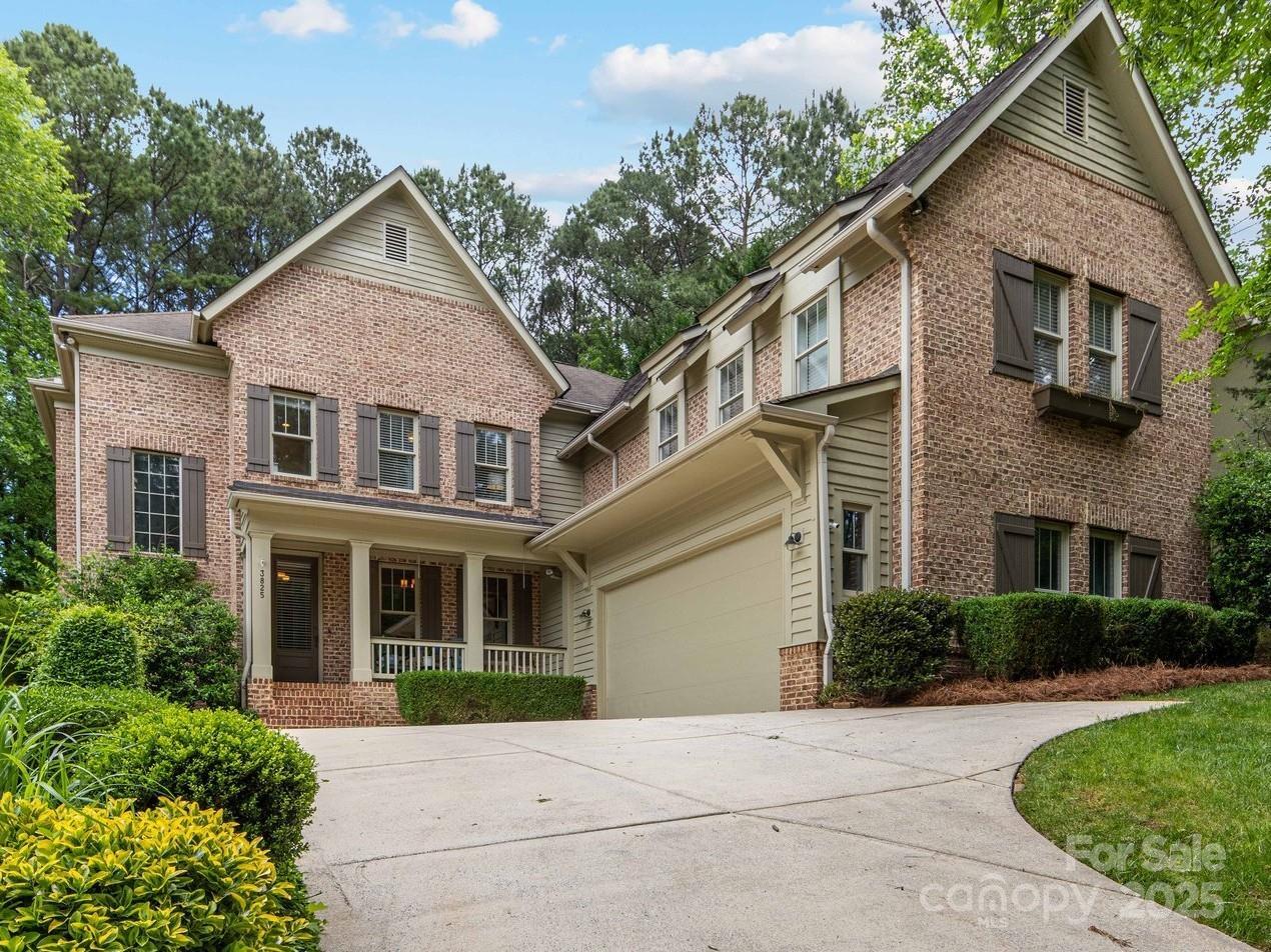 3825 Mountain Cove Dr., Charlotte, NC 28216