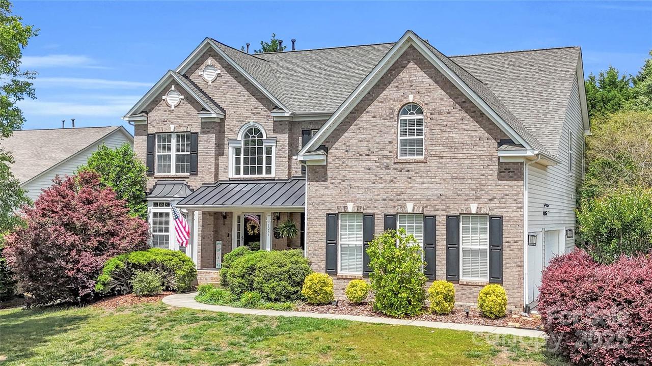 1031 Butterburr Dr., Matthews, NC 28104