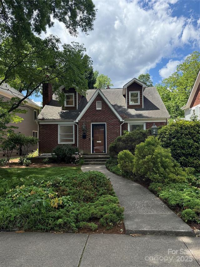 2212 Chesterfield Ave., Charlotte, NC 28205