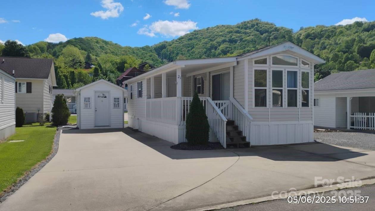 21 Strollers Ln. #37, Waynesville, NC 28785