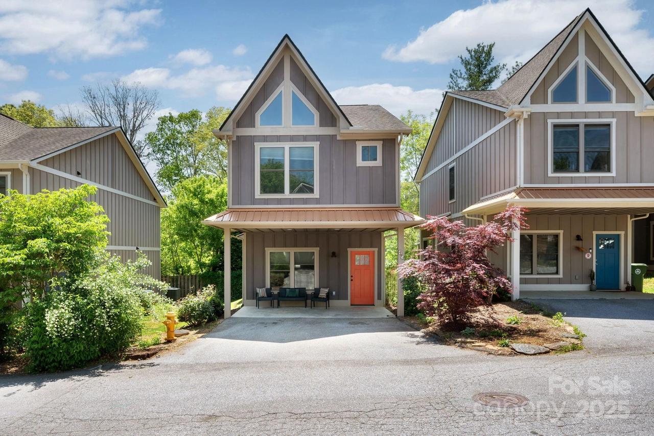 15 Gratitude Dr., Asheville, NC 28806