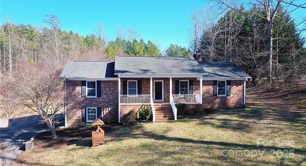 204 Dodson Mill Rd., Pilot Mountain, NC 27041