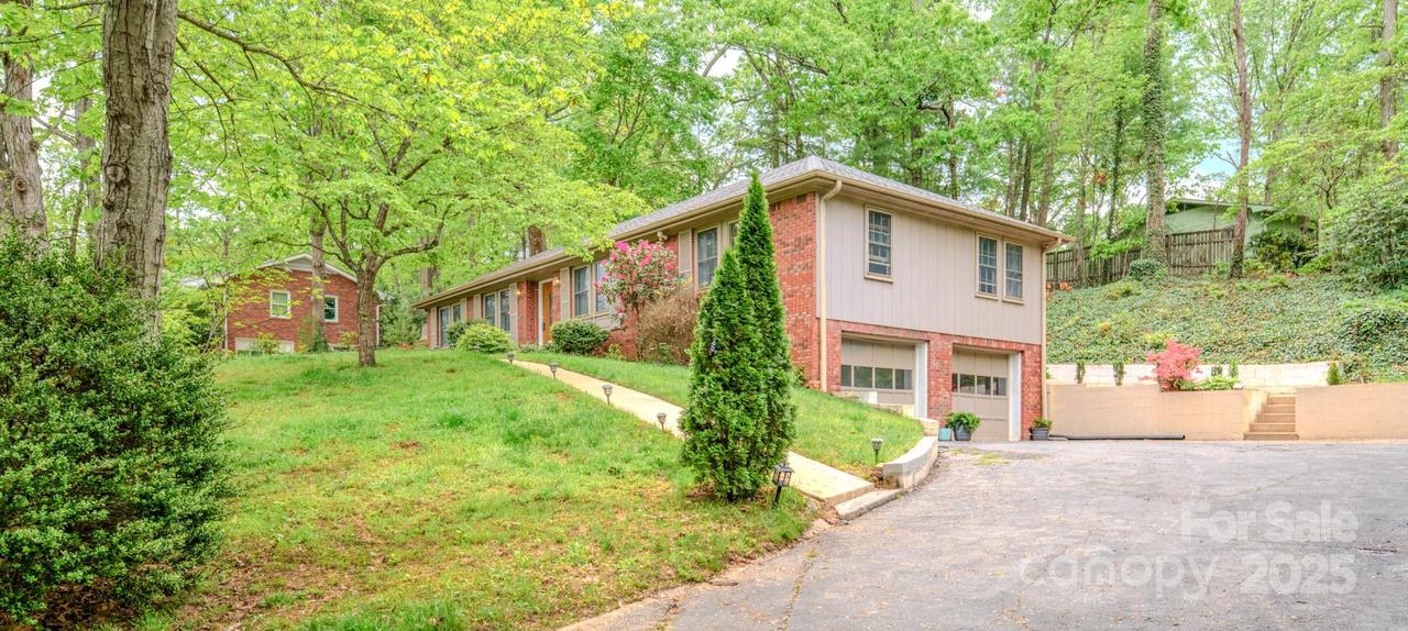 6 Chipmunk Cove Rd. #8, Asheville, NC 28804