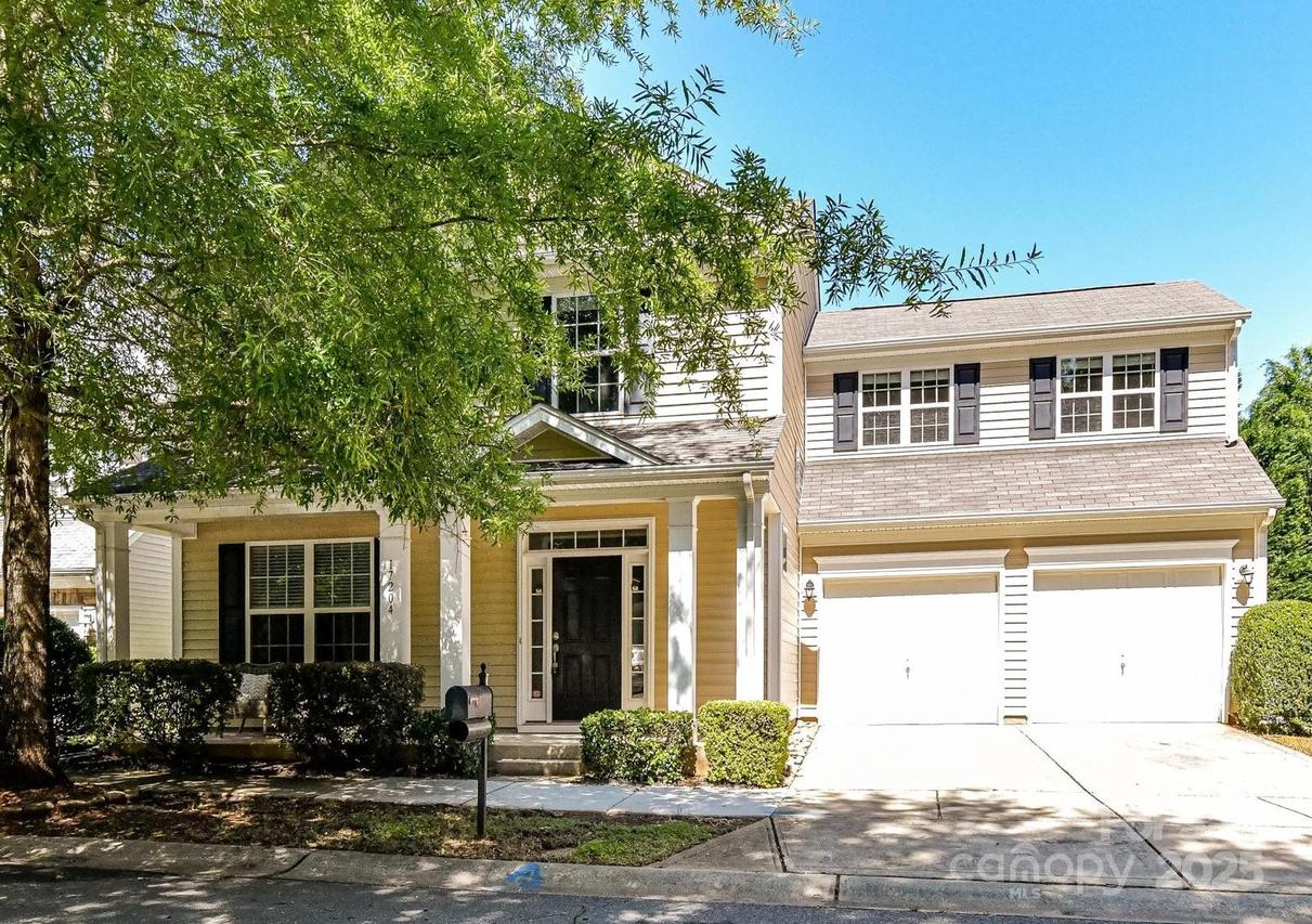 17204 Caldwell Track Dr., Huntersville, NC 28078