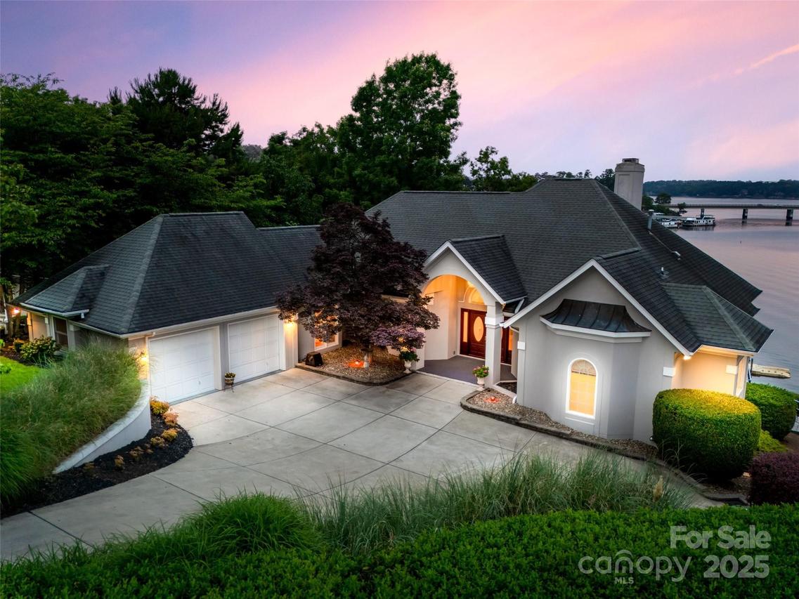 16108 Woolwine Rd., Charlotte, NC 28278