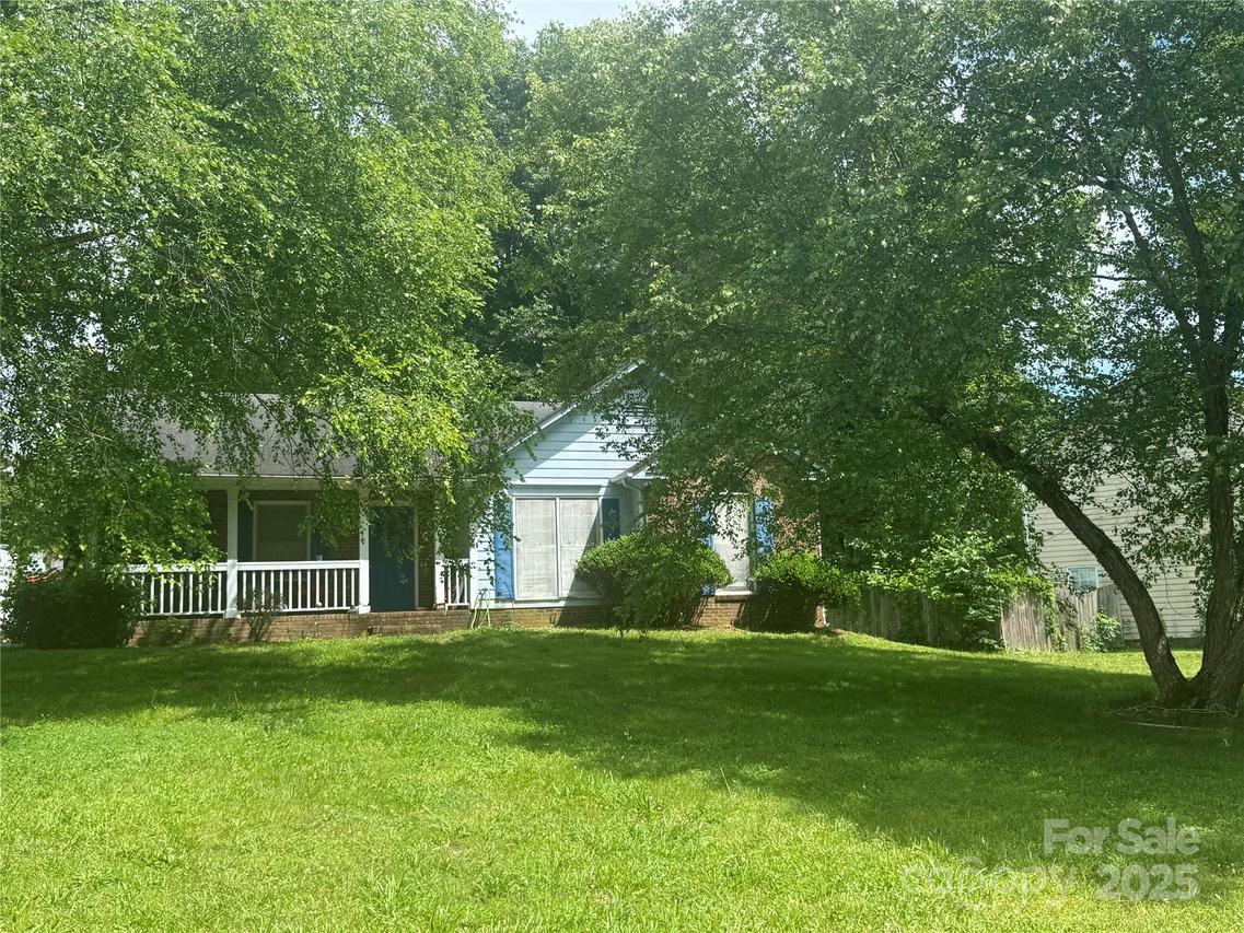 8122 Cadmium Ct., Charlotte, NC 28215