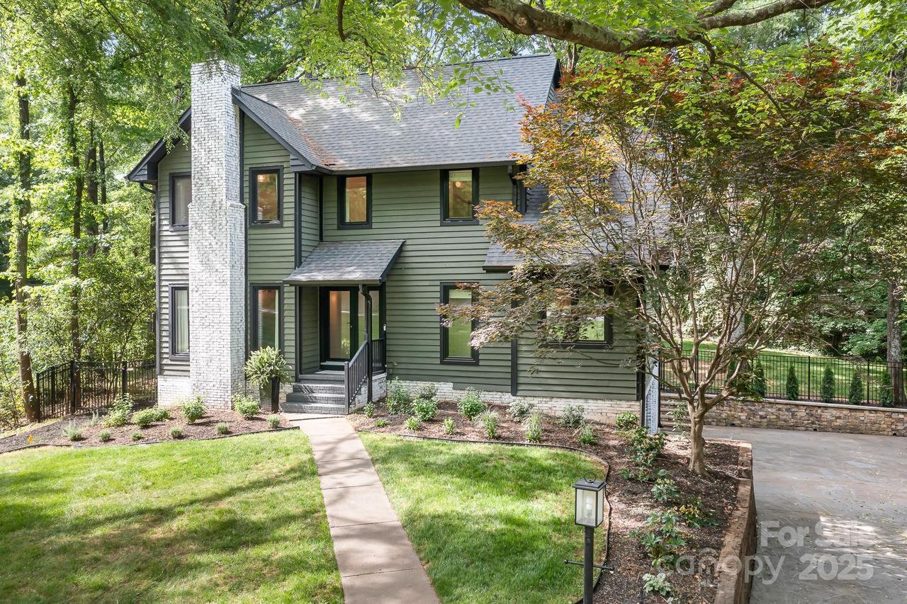 4316 Old Saybrook Ct., Charlotte, NC 28211