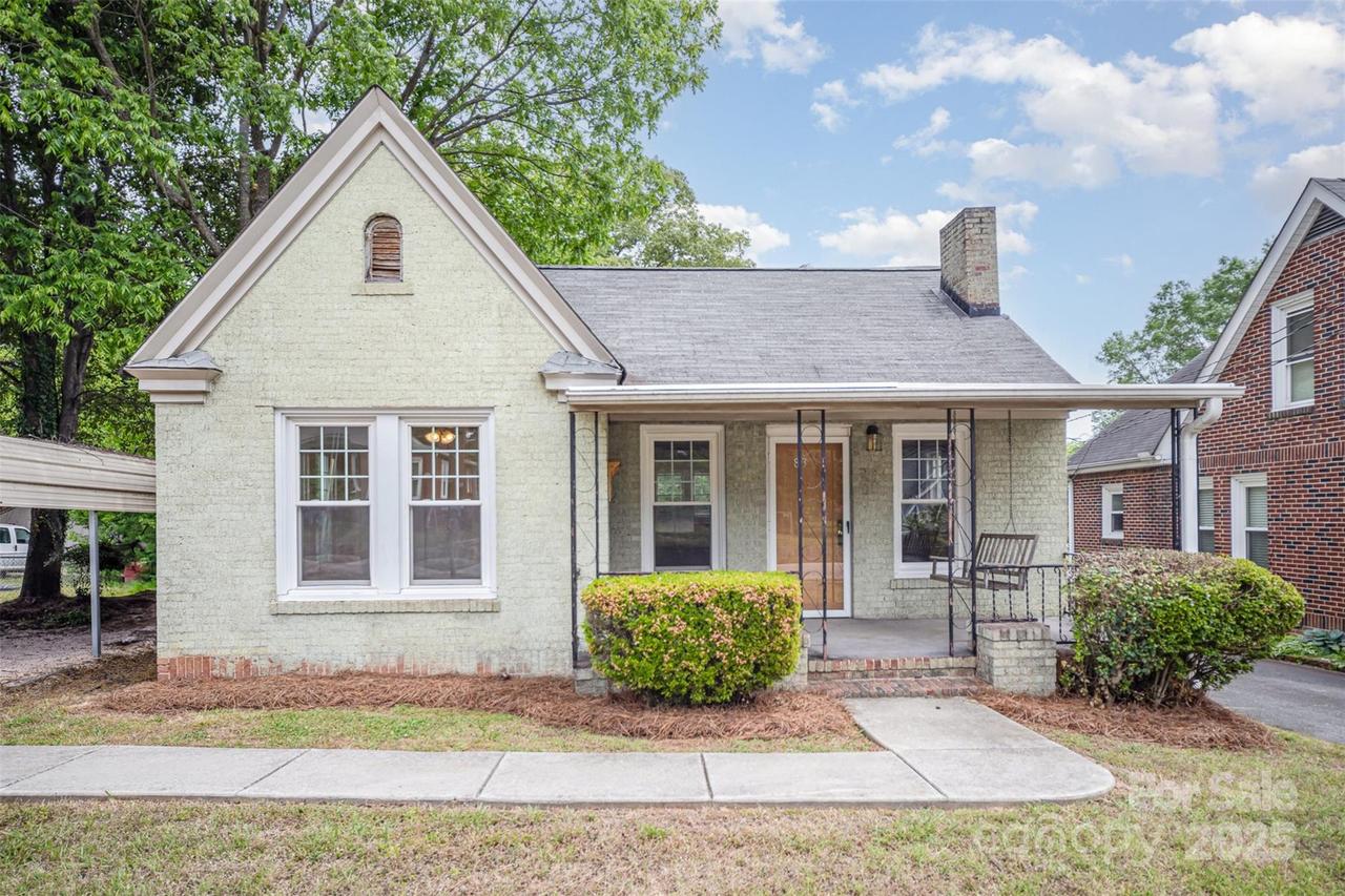 813 S Ridge Ave., Kannapolis, NC 28083