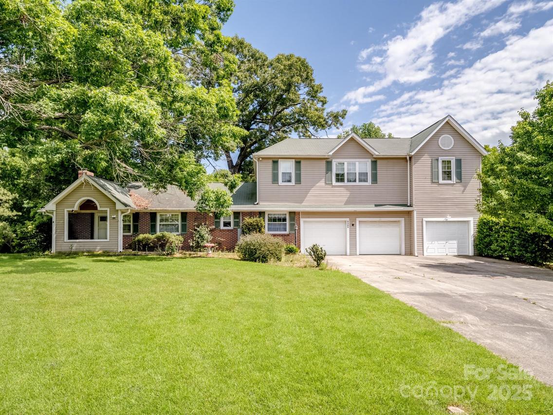 4325 Wolf Pond Rd., Monroe, NC 28112