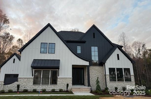 136 Castleview Ln., Mooresville, NC 28115