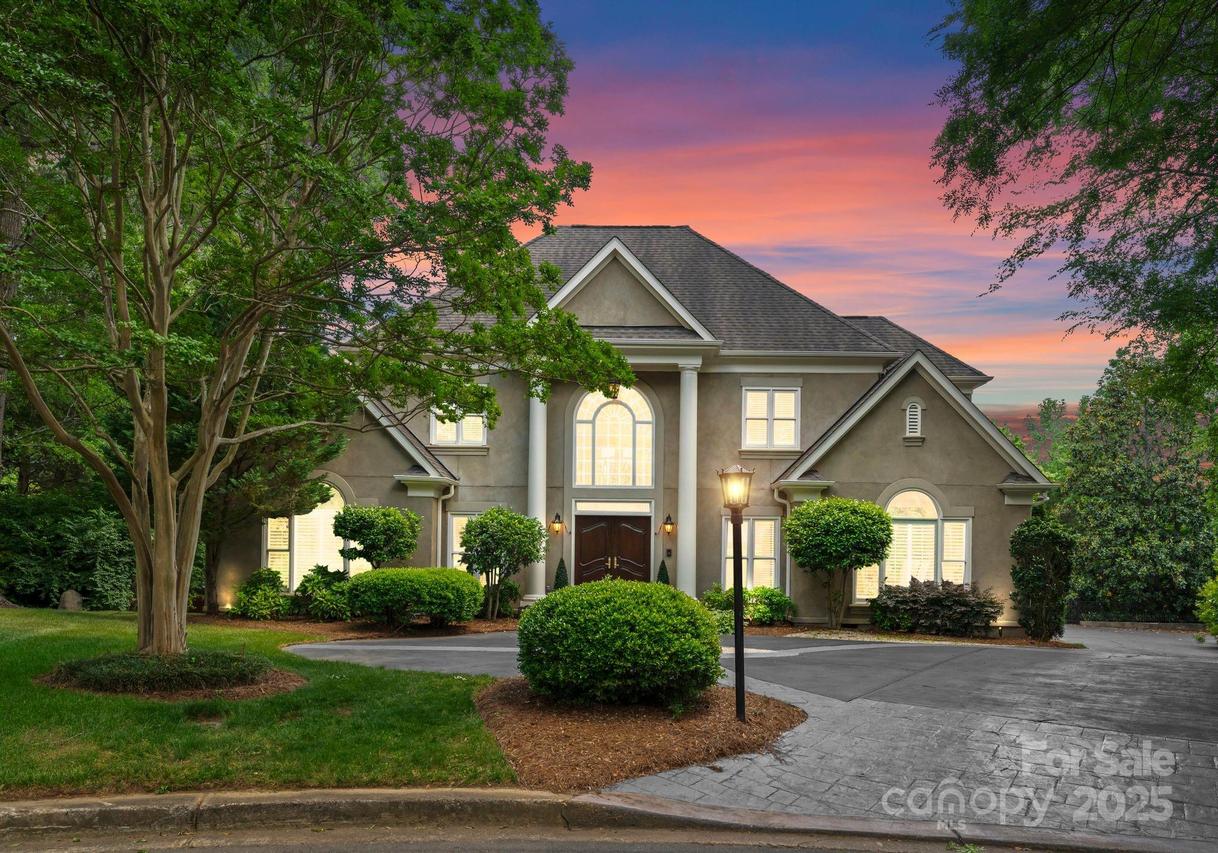 4429 Cameron Oaks Dr., Charlotte, NC 28211