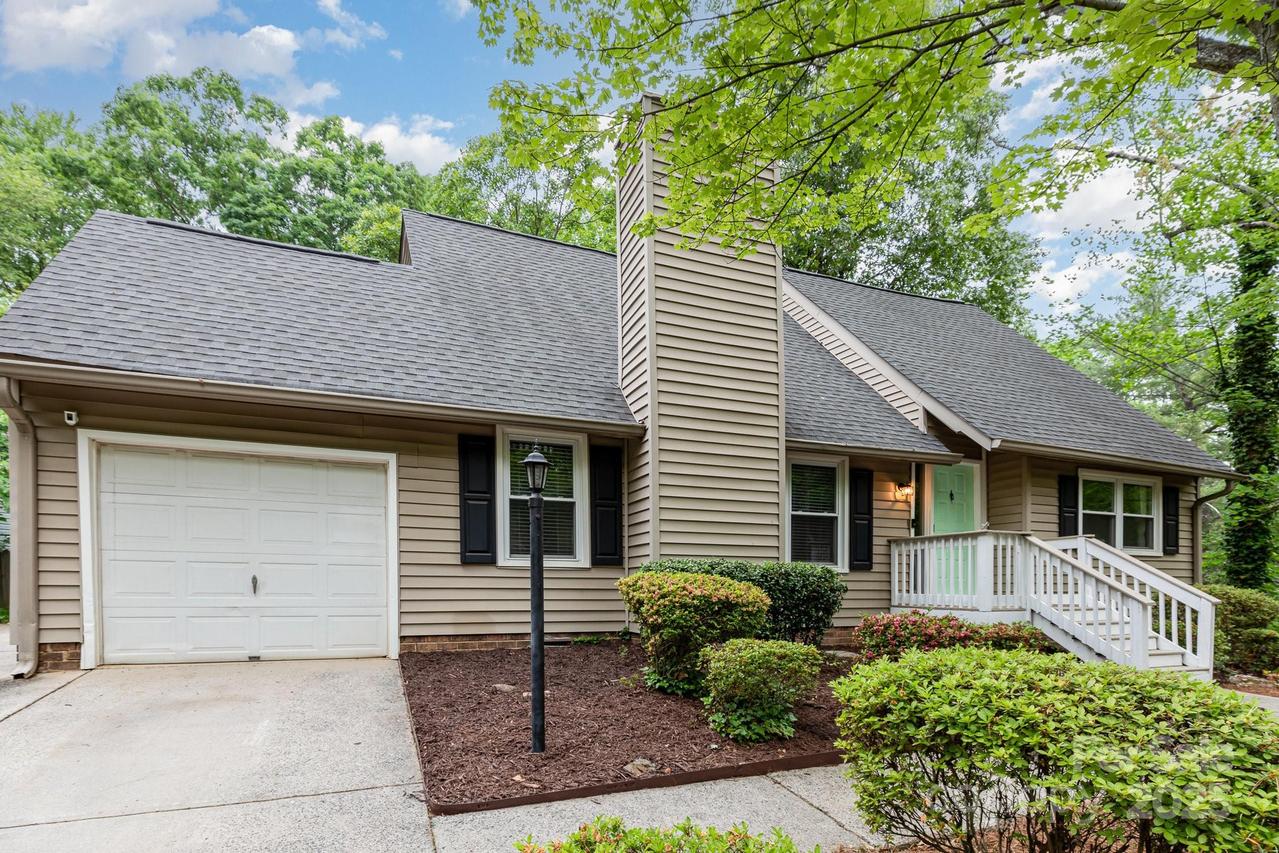 11102 Sundown Ln., Charlotte, NC 28226