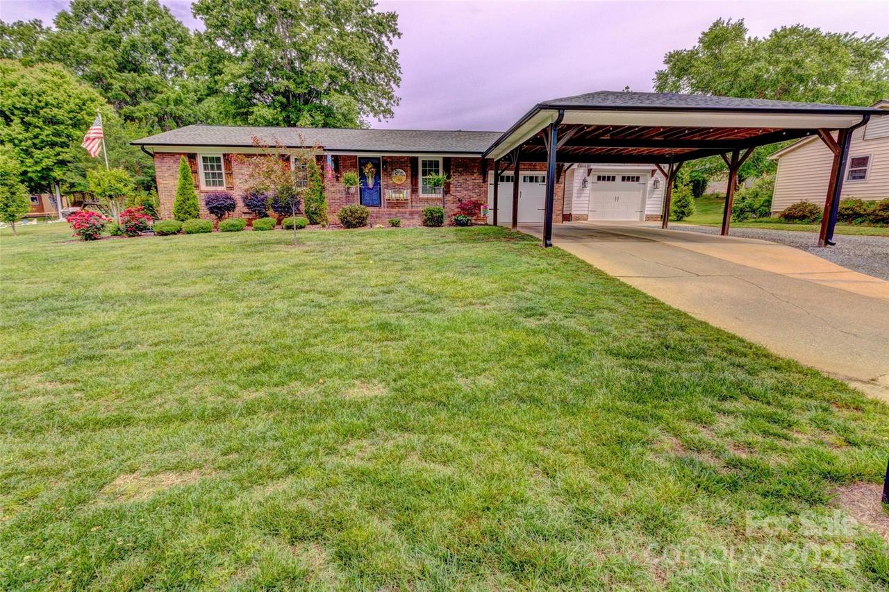 800 Sunset Rd., Cherryville, NC 28021