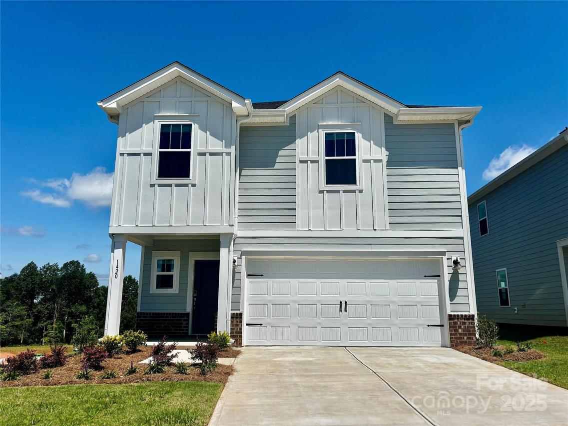 1420 Wildflower St., Newton, NC 28658