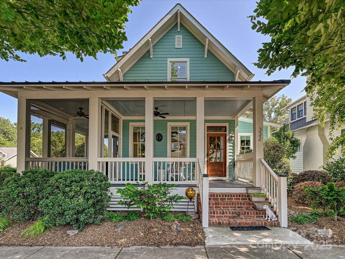 332 Delburg St., Davidson, NC 28036
