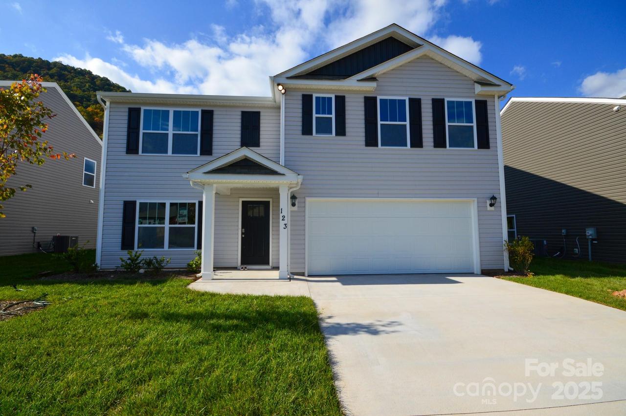 123 Creekwalk Ln., Waynesville, NC 28785