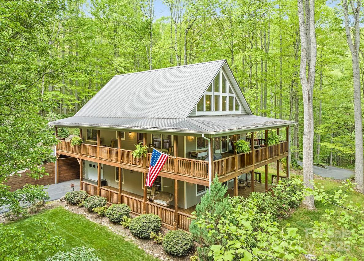 92 Streamside Dr., Waynesville, NC 28785