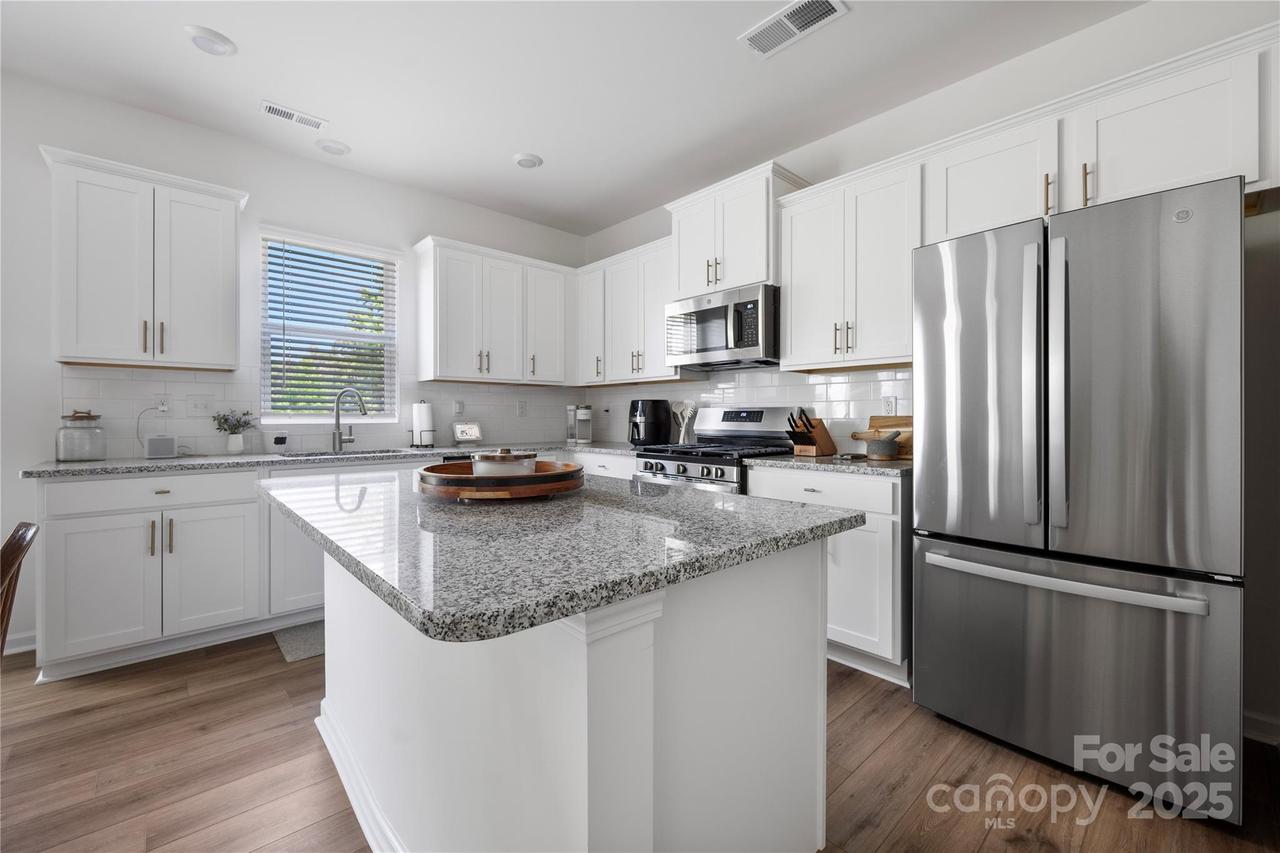 699 Kitfox Dr., Concord, NC 28027