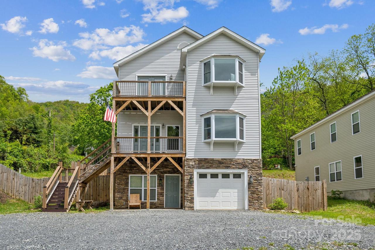 274 Old Bristol Rd., Boone, NC 28607