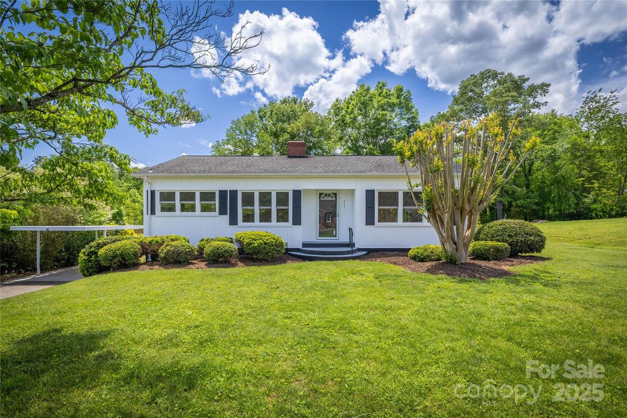 417 Mountain View Ave., Valdese, NC 28690