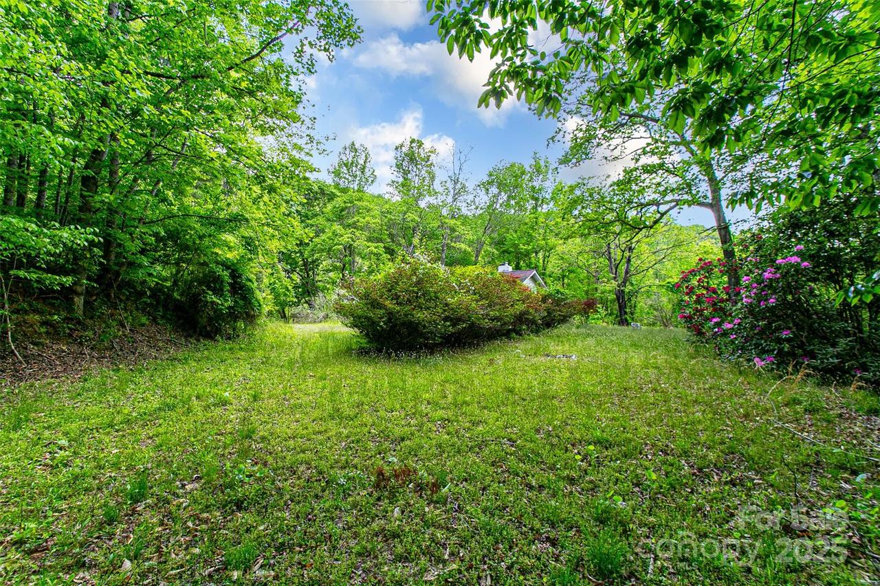 605 Blythe Rd., Pisgah Forest, NC 28768