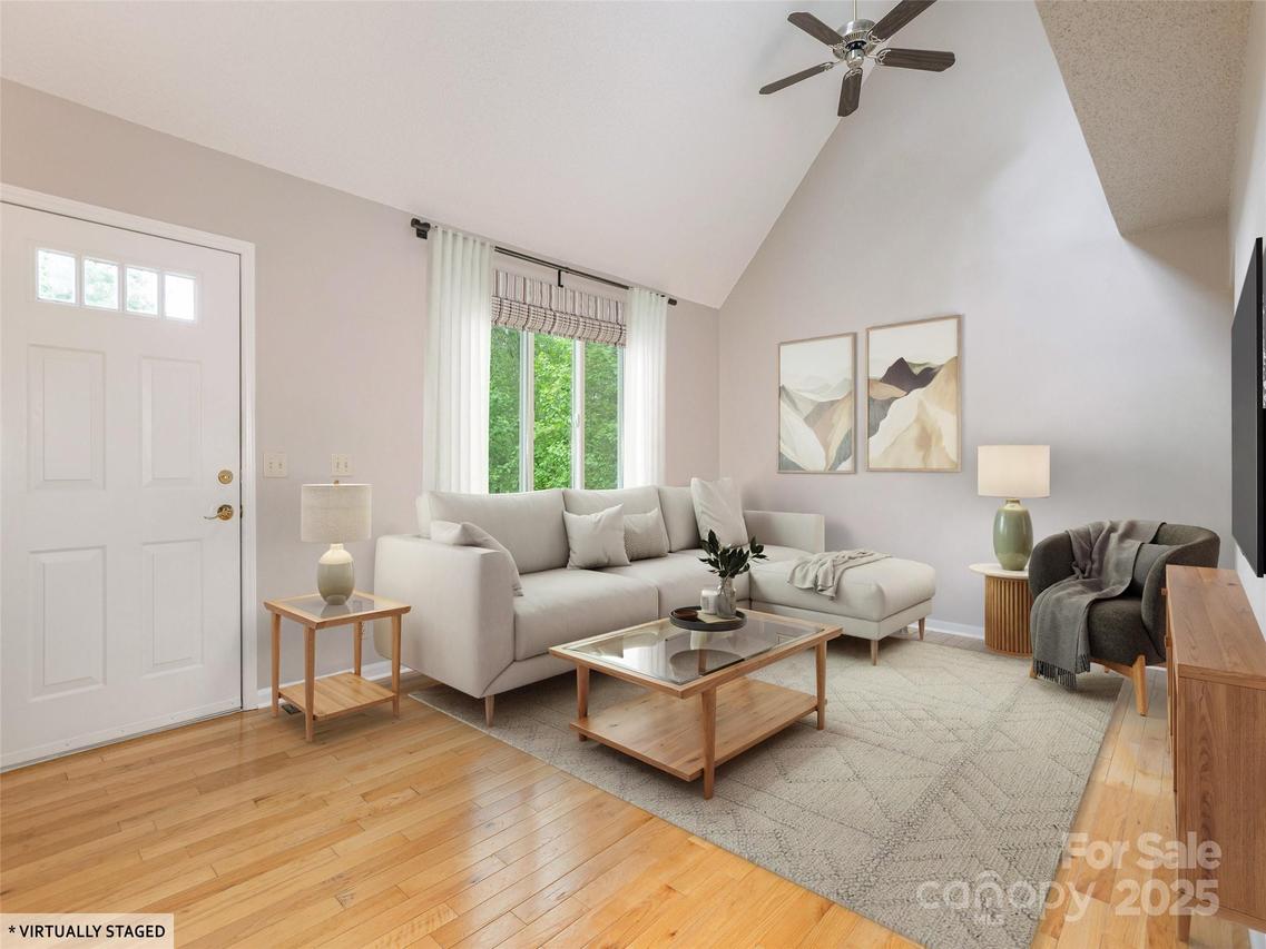55 Willow Bend, Hendersonville, NC 28792