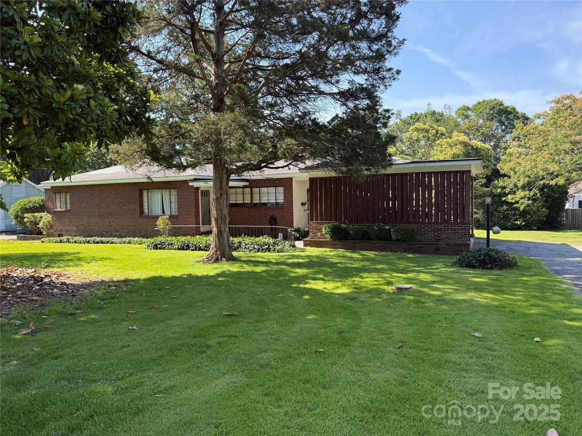 1102 E 13th St., Kannapolis, NC 28083