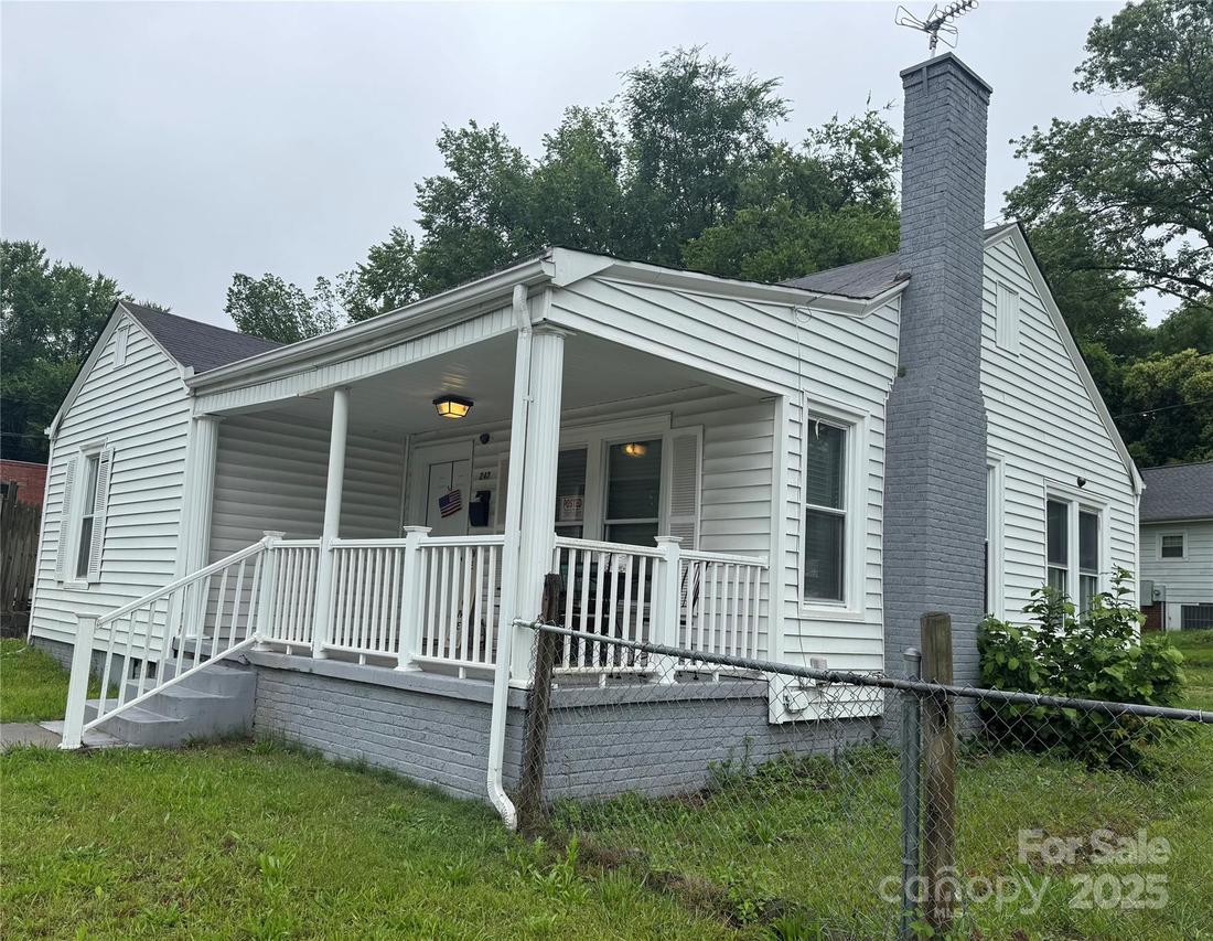 247 E Cabarrus Ave., Concord, NC 28025