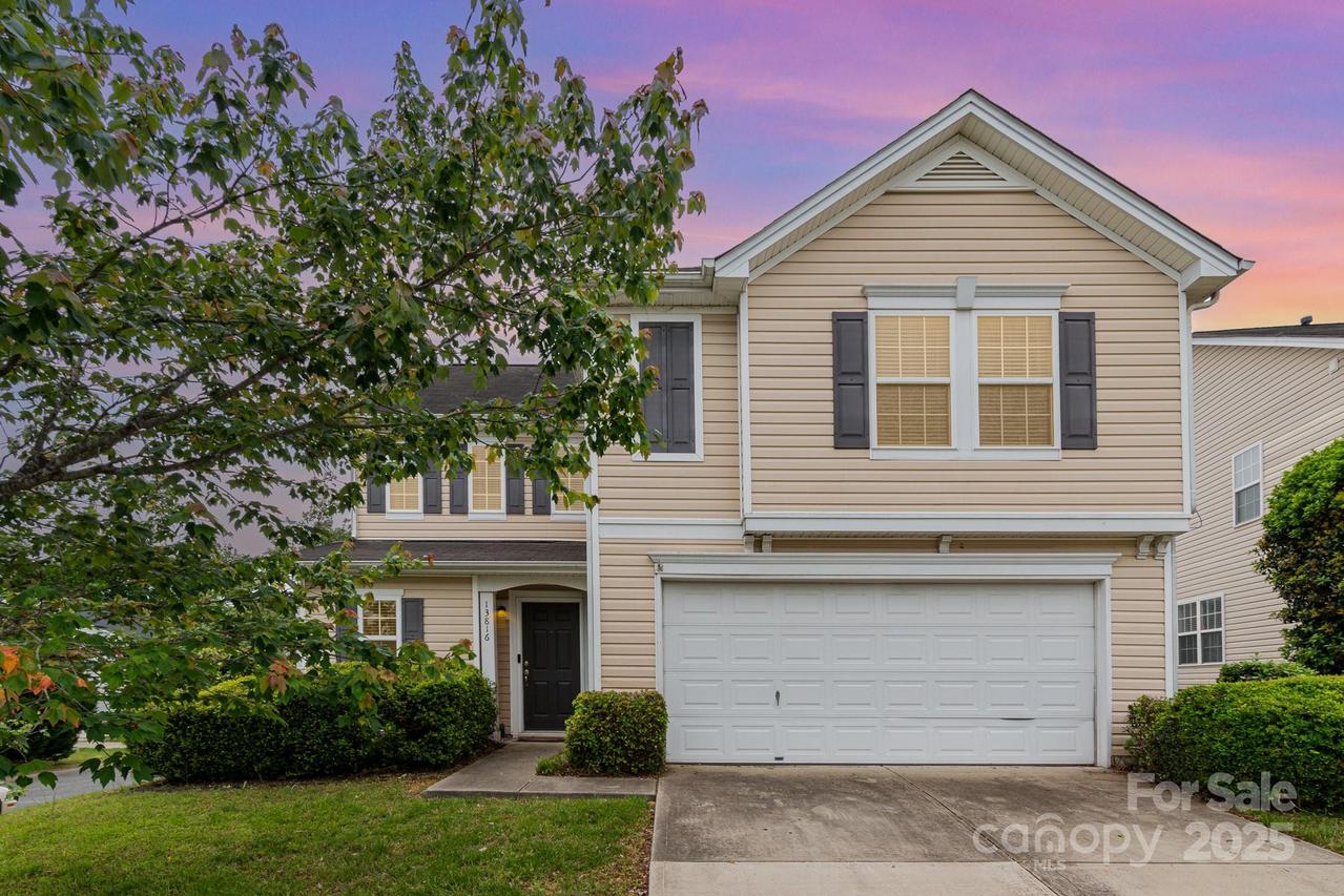 13816 Riding Hill Ave., Charlotte, NC 28213