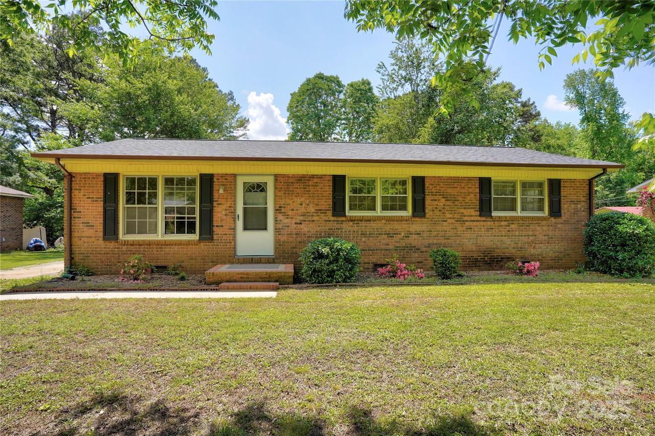 3455 Hickory Pl., Salisbury, NC 28144