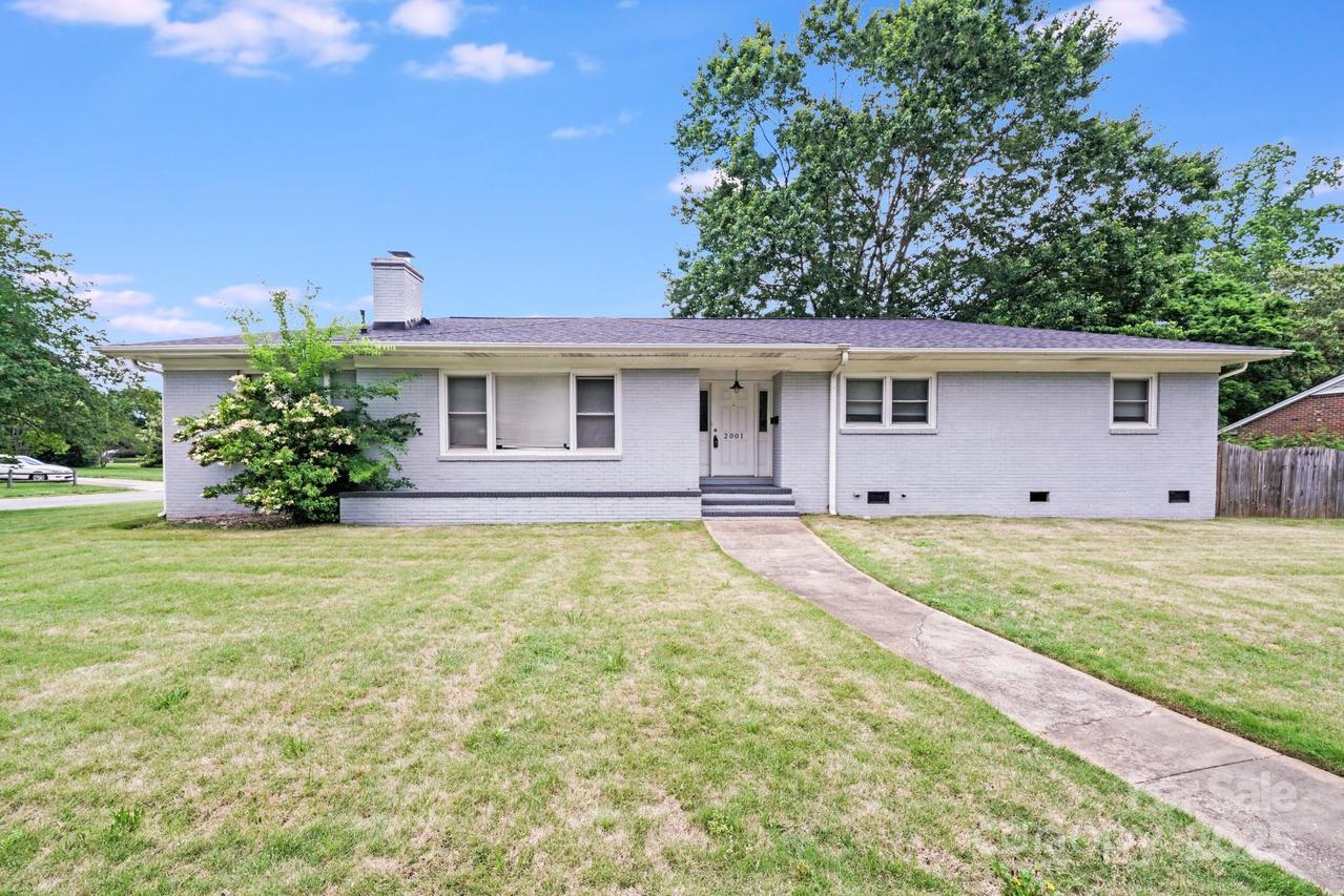 2001 Tyvola Rd., Charlotte, NC 28210
