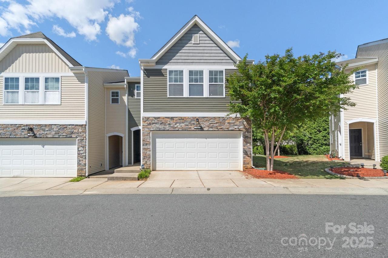 7341 Adare Mews Rd., Charlotte, NC 28217