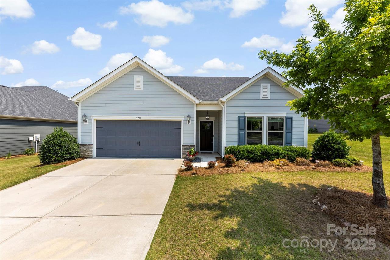5727 Lavaux Ct., Charlotte, NC 28214