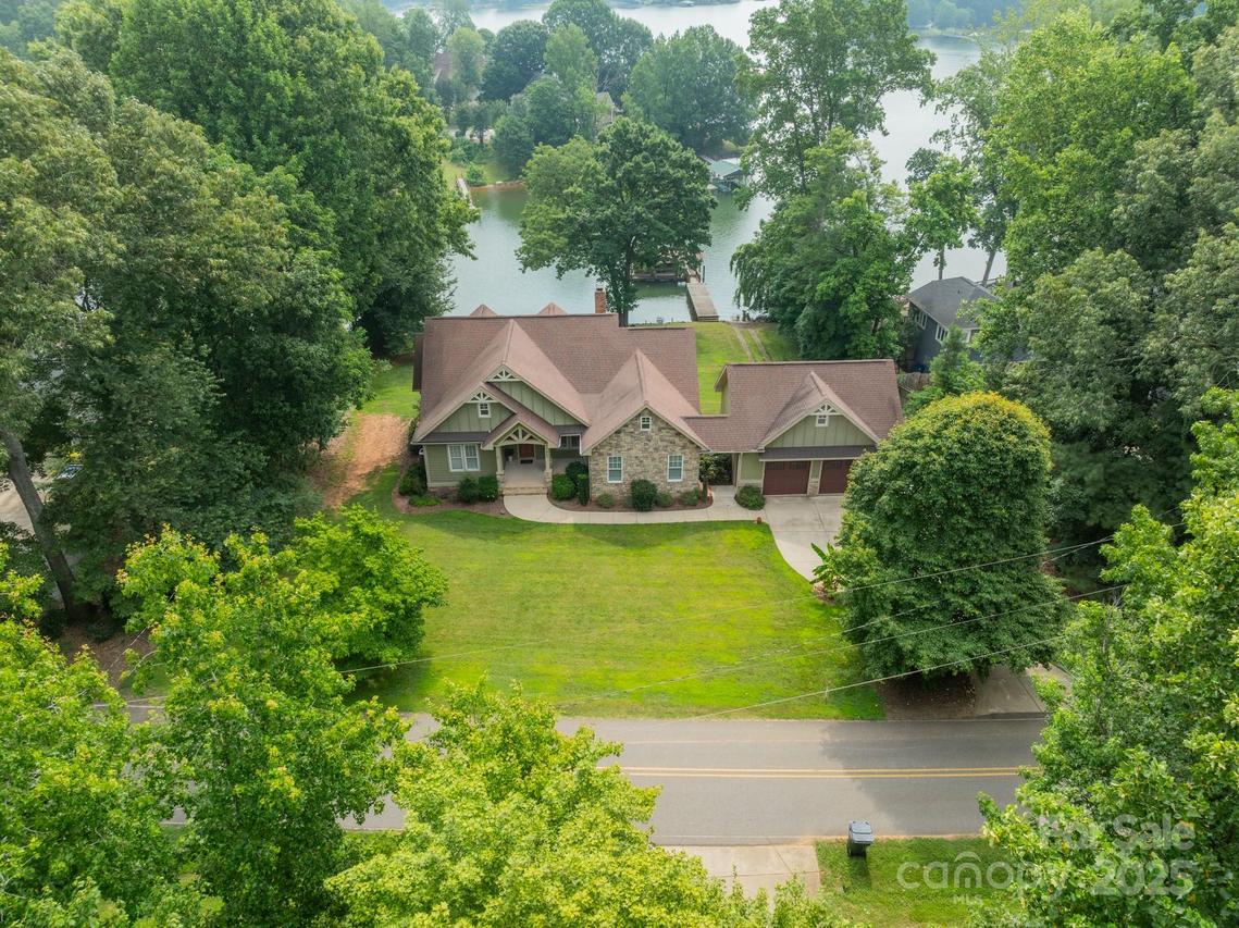 221 Stillwater Rd., Troutman, NC 28166