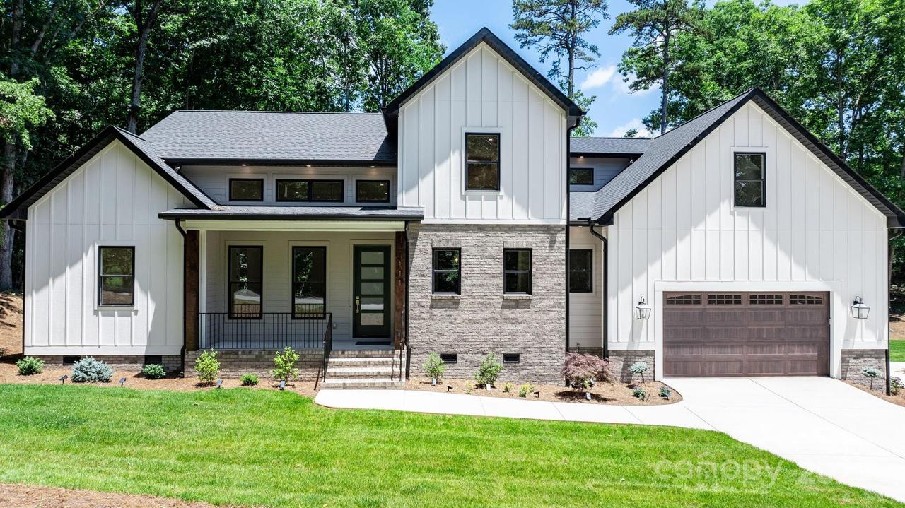 111 Greens Rd., Granite Falls, NC 28630