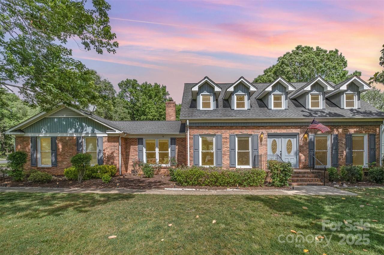 6040 Morris Farm Ln., Mint Hill, NC 28227