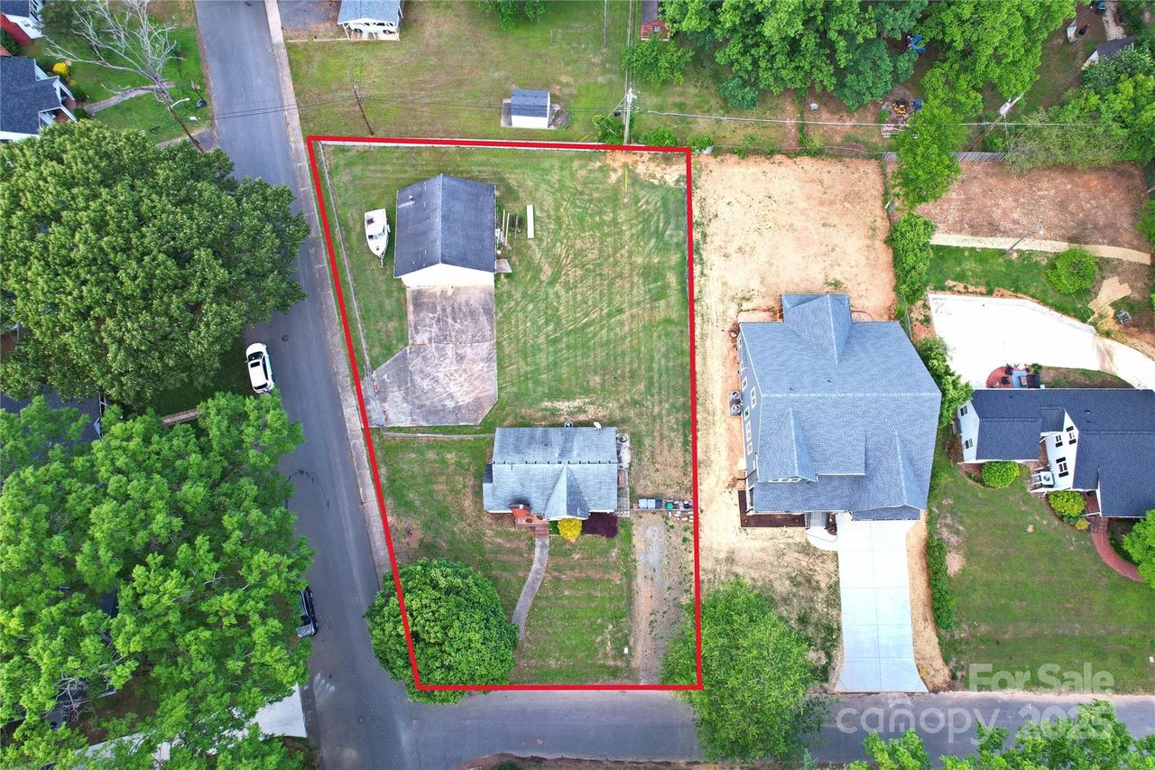 3901 Admiral Ave., Charlotte, NC 28205