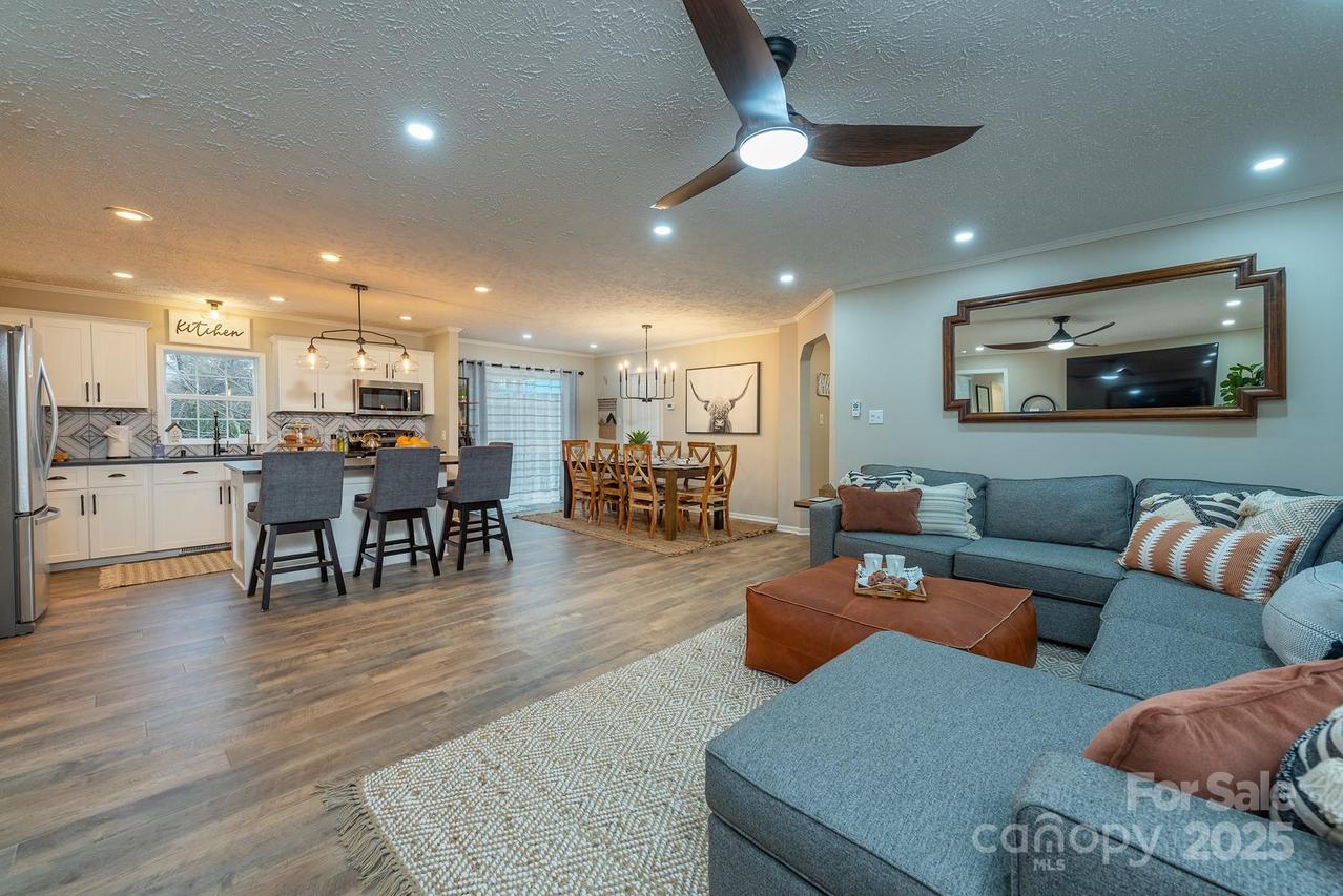 26 Spanish Oak Dr. #4, Asheville, NC 28804