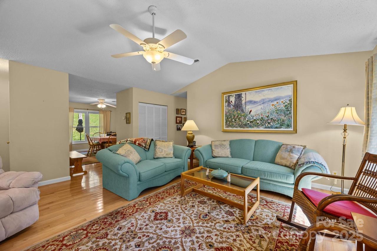 38 Morning Glory Dr. #A, Asheville, NC 28805