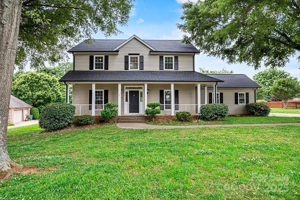188 Turnberry Ln., Mooresville, NC 28117