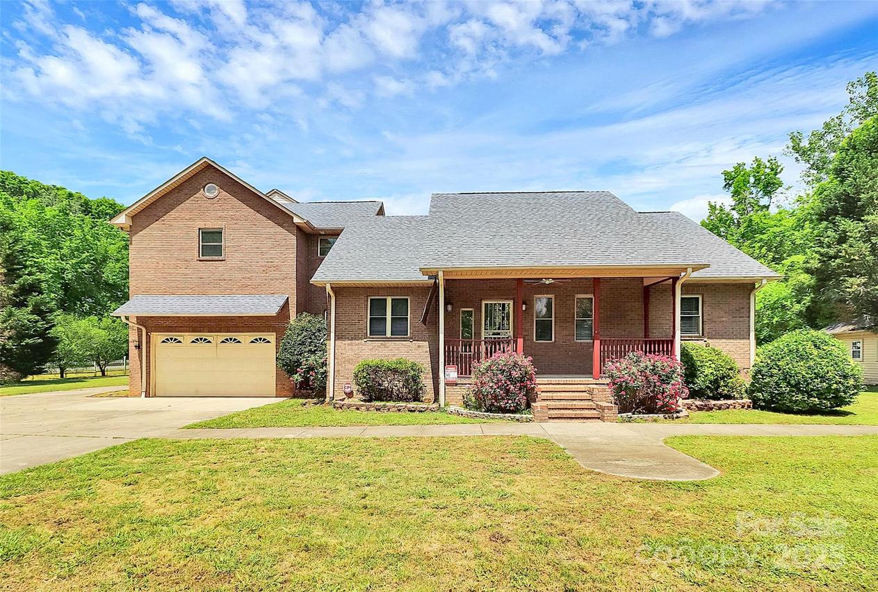 261 Melrose Dr., Concord, NC 28025