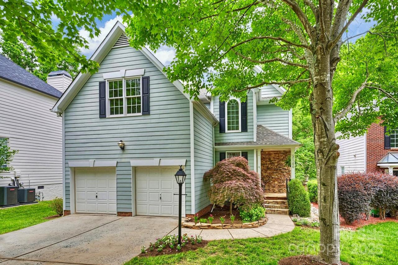 2100 Sablewood Dr., Charlotte, NC 28205