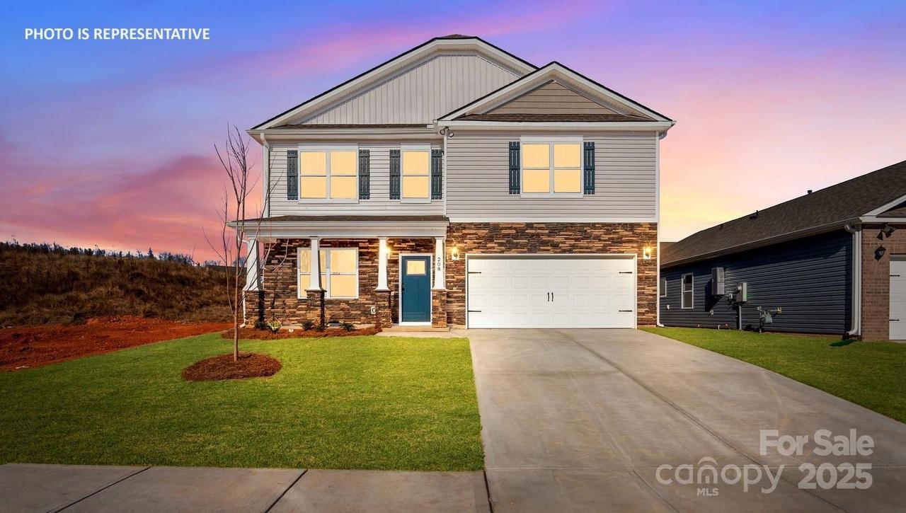 155 Rustling Waters Dr., Mooresville, NC 28117