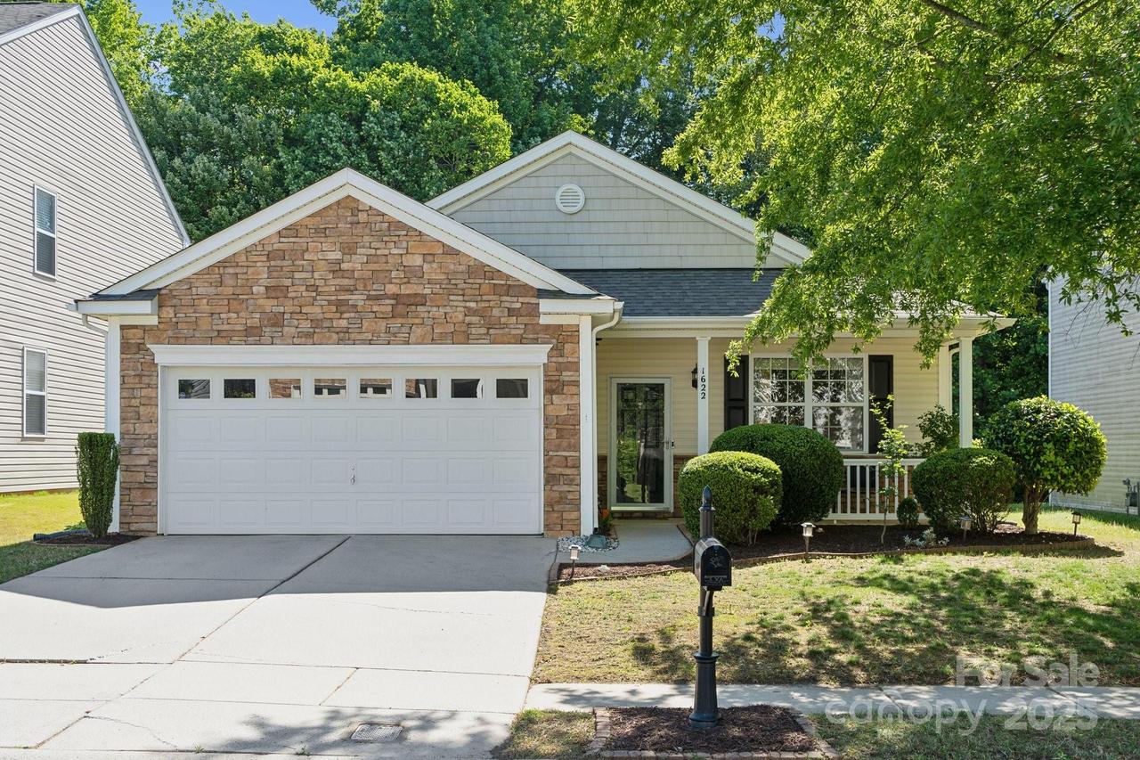1622 Candlewood Ridge Ln., Matthews, NC 28105