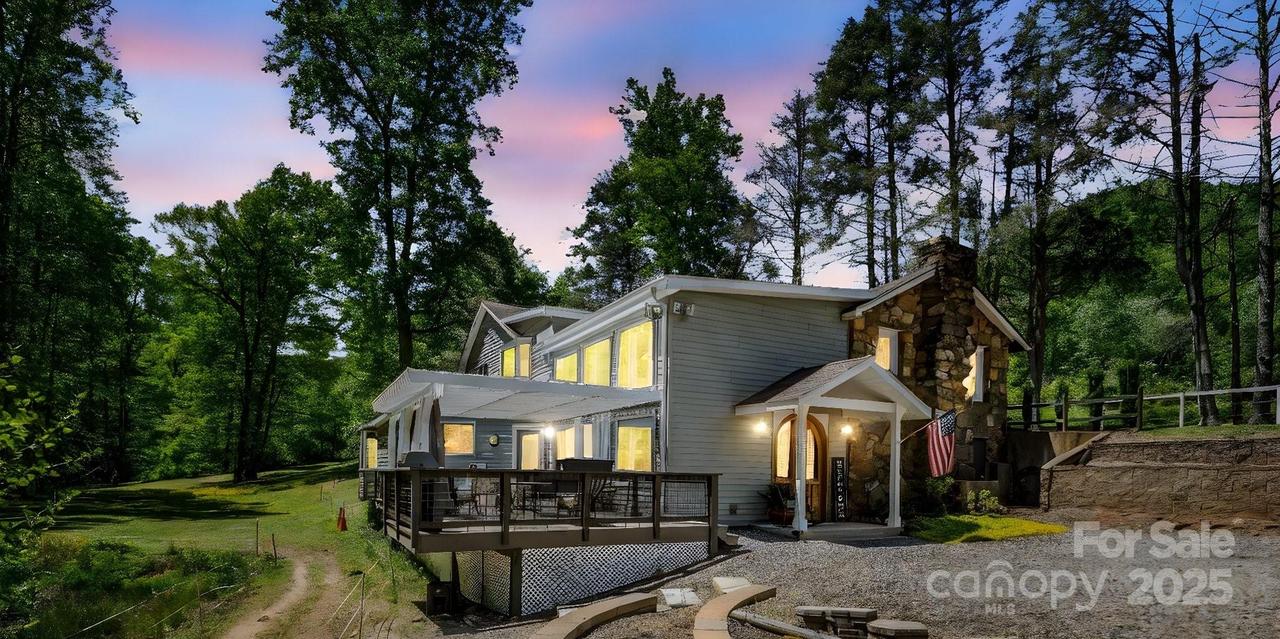 259 & 265 Black Oak Cove Rd., Candler, NC 28715