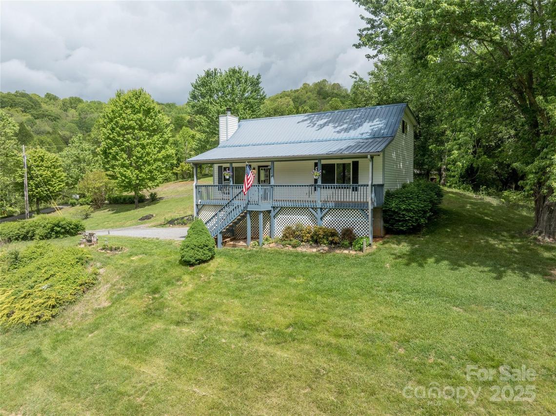 234 Snyder Farm Rd., Waynesville, NC 28786